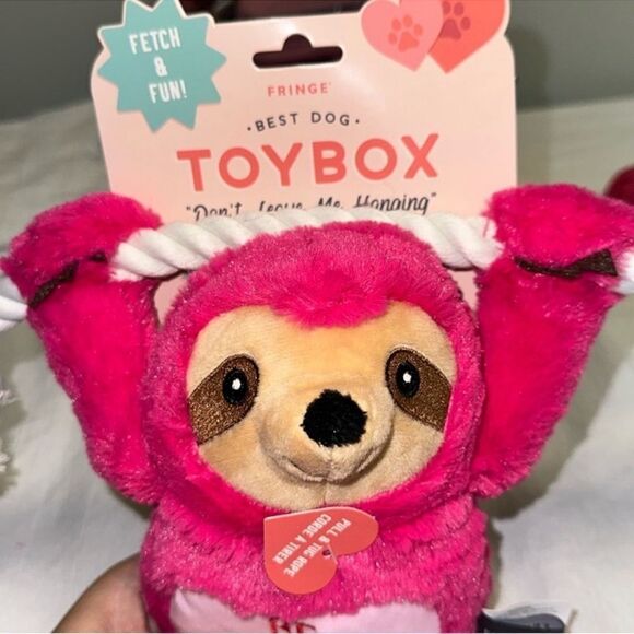 FRINGE Valentine’s Day Plush BE MINE Sloth Fetch & Fun Squeaky Dog Toy - Picture 3 of 8